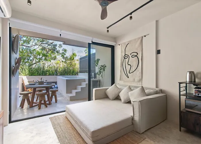 Talulah Living Aparthotel 4*
