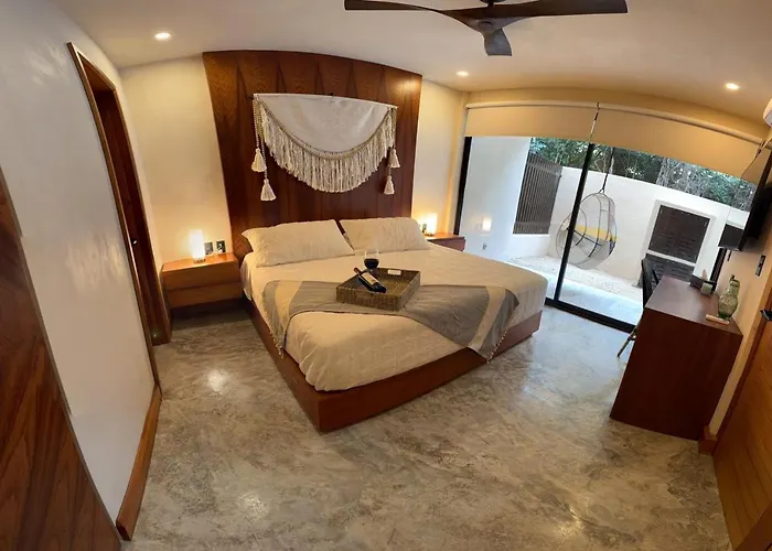 Talulah Living 4*