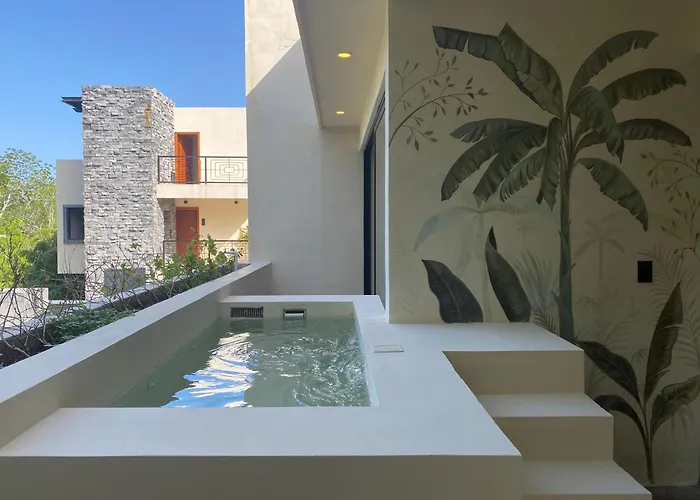 Talulah Living 4*